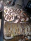 pescados congelados exhibición del escaparate de los pescados de los pescados de los 2m al revés para la exhibición del supermercado