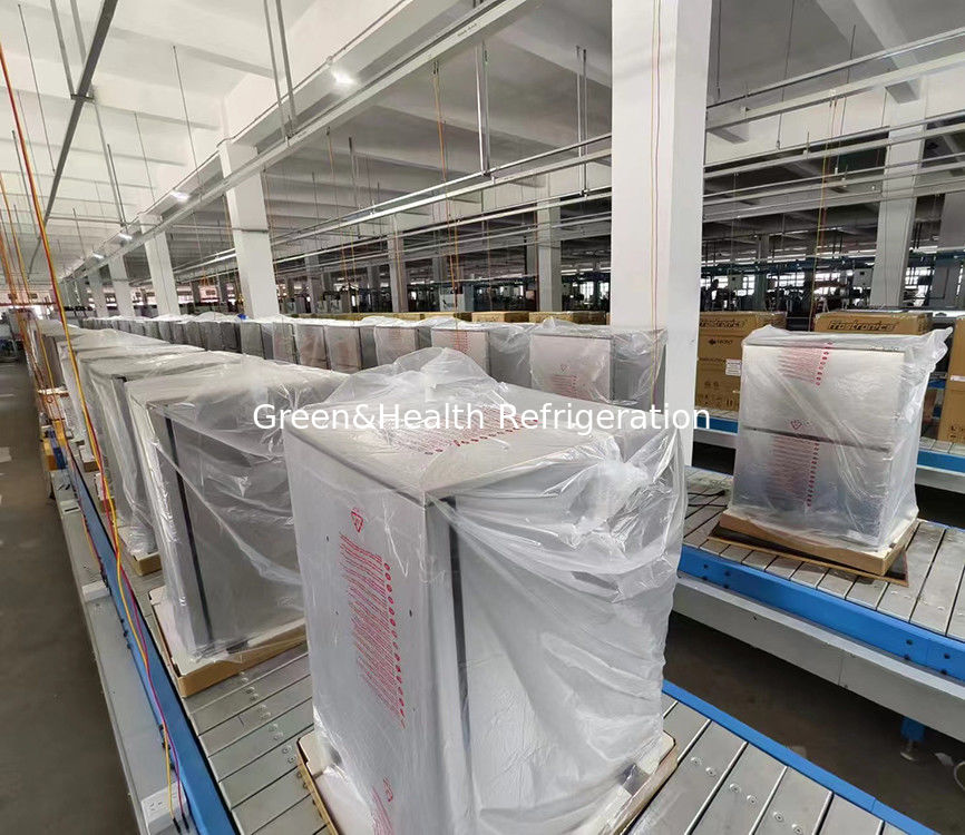 Certificado ETL 150L 168Cans de acero inoxidable de puertas sólidas para refrigeración de bebidas al aire libre