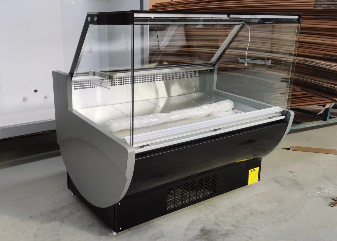 Refrigerador con pantalla de vidrio cuadrado con puerta abierta con rango de temperatura de 2-6 °C y rendimiento