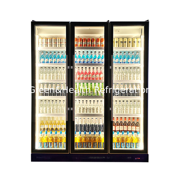 Muchas puertas, estantes de varias capas, luces de varios colores, refrigeradores de bebidas, exhibición, congelador.