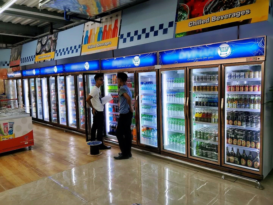 Refrigerador comercial refrigerador de bebidas 3 puertas de cristal refrigerador comercial vertical Eficiente en energía
