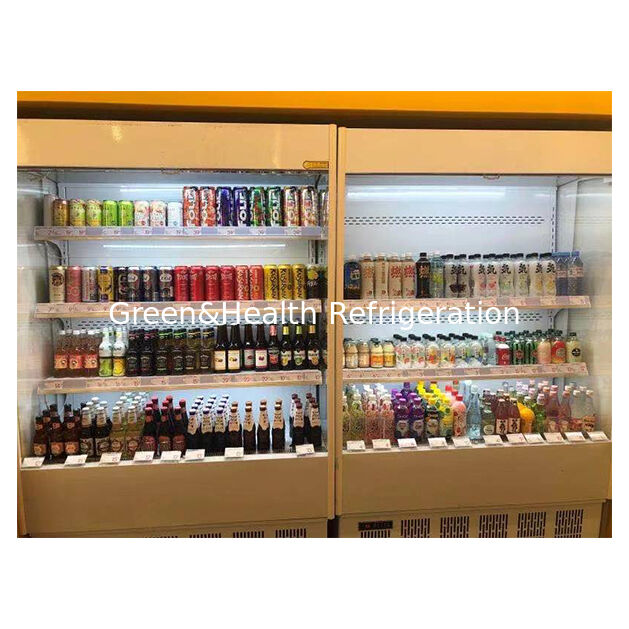 Los pequeños supermercados y tiendas almacenan frutas y verduras en frigoríficos abiertos